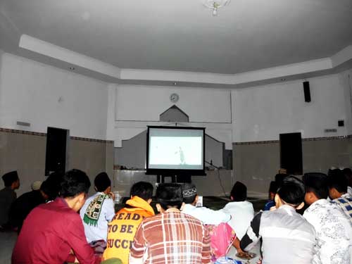 Nonton Bareng Film “Kereta Api Terakhir”