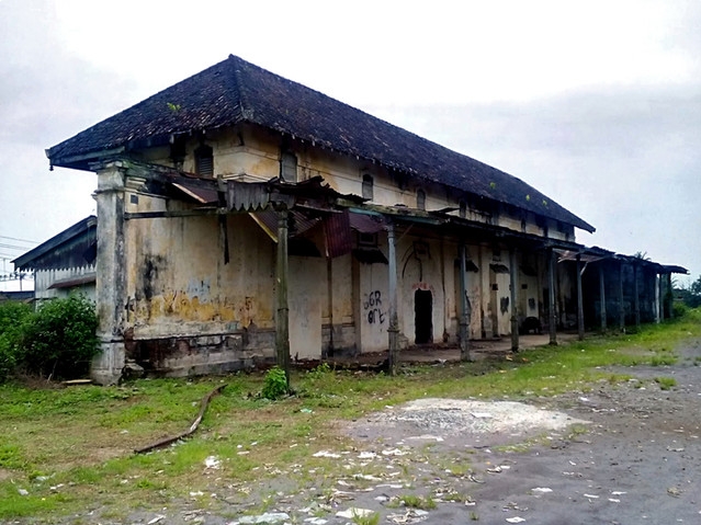 Dera Sengsara Stasiun Renta