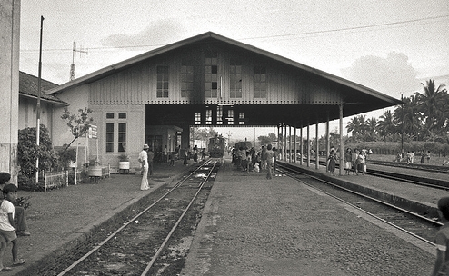 Cibatu, Charlie Chaplin Pernah Turun di Stasiun Itu
