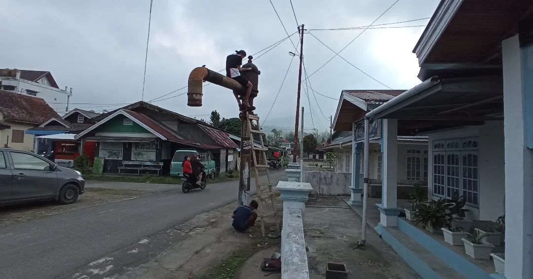 Preservasi Corong Air Stasiun Pasar Rebo di Jalur Nonaktif Padang Panjang-Limbanang, Sumatera Barat, Juli 2022
