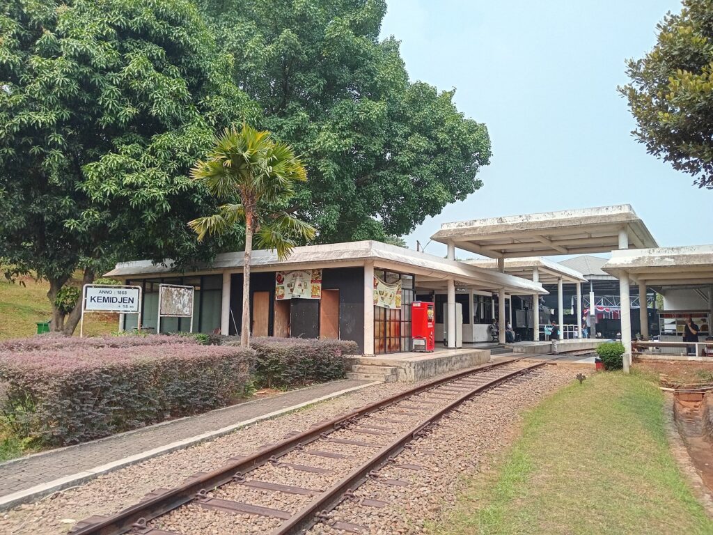 stasiun kemidjen tmii