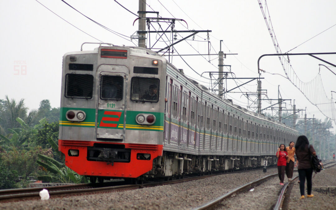Begini Suasana Pengukuran Ruang Bebas di Lin Bogor Tahun 1997, Persiapan Kedatangan KRL Seri 6000 Hibah dari Pemkot Tokyo